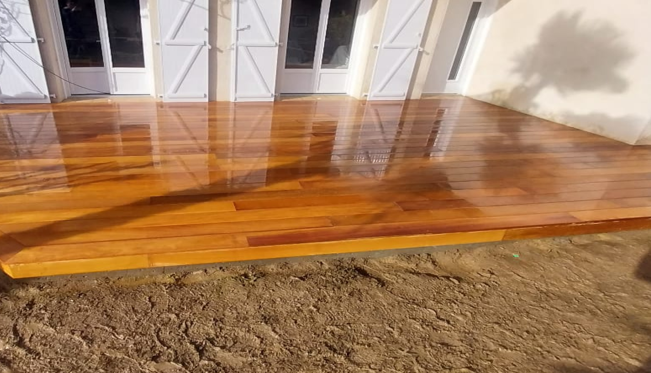 Image d'une terrasse en bois